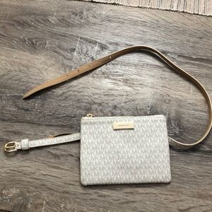 Michael Kors Signature Fanny Pack